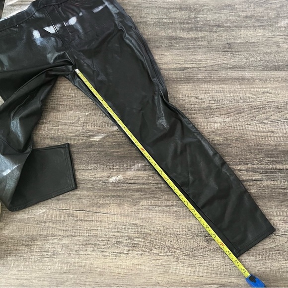 Spanx Leather Like Skinny, Reg Size L NWT - Picture 10 of 14